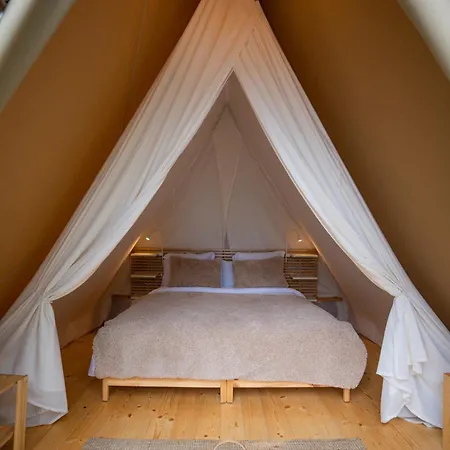 Amaraxe Ecoglamping *